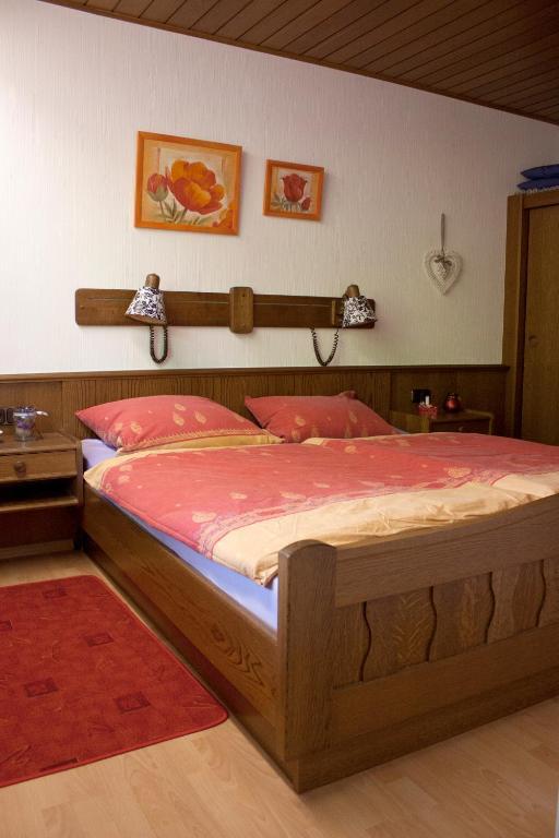 Ferienwohnung Hubertusblick Gerolstein Pokoj fotografie