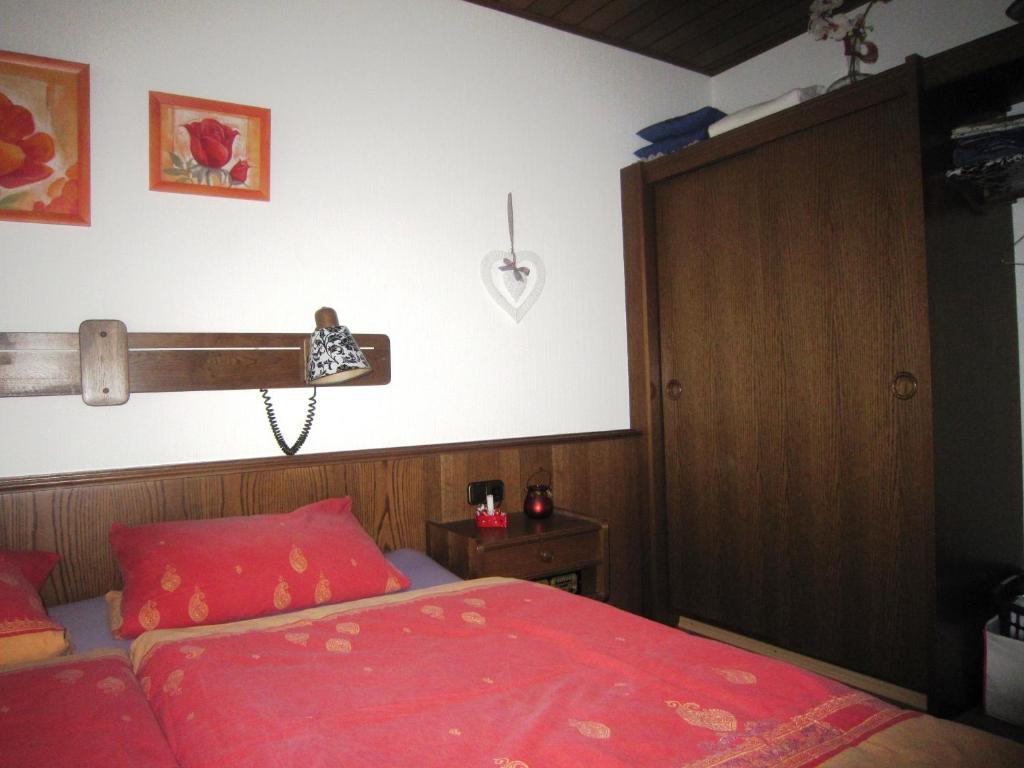 Ferienwohnung Hubertusblick Gerolstein Pokoj fotografie
